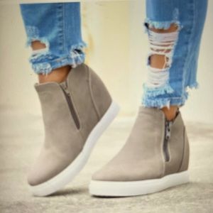 Roper booties size 11 💕💕